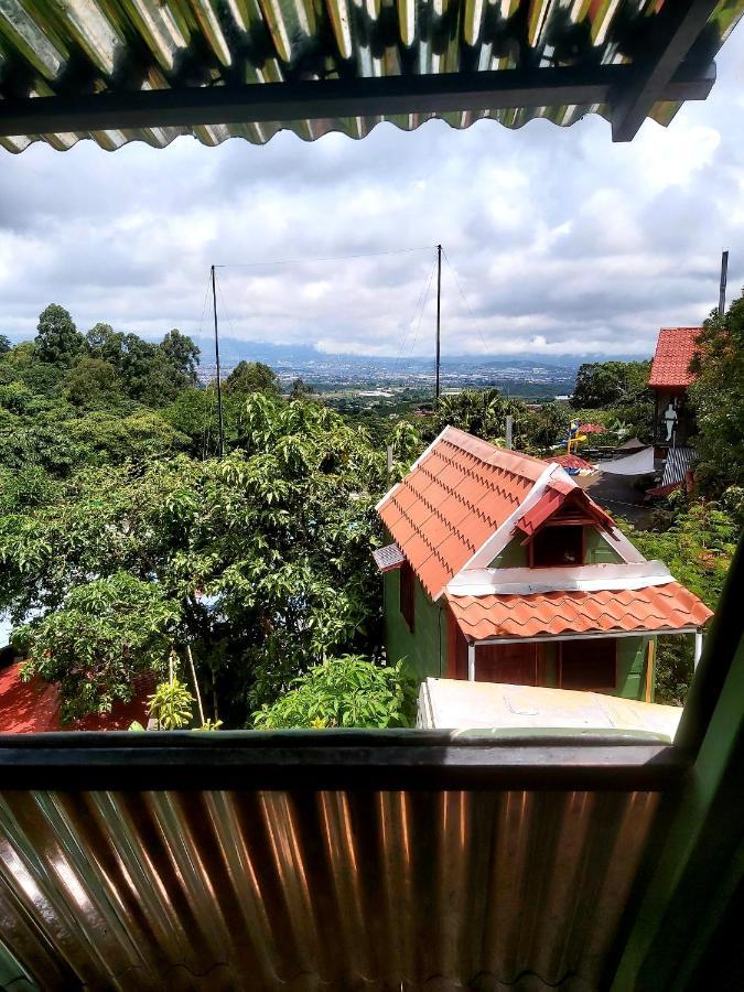 Hotel Monte Campana Heredia Birri Bagian luar foto